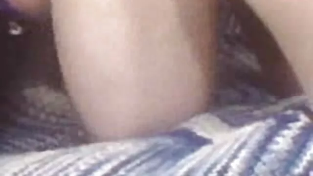 Morena Amirah videos caseros xxx en español Adara muestra su coño y folla en anal