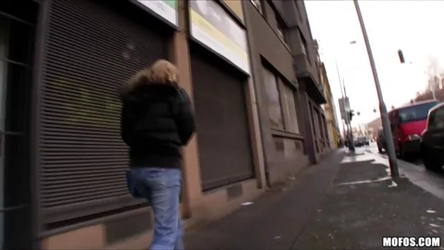 Primer anal videos pprno en español para esta rubia